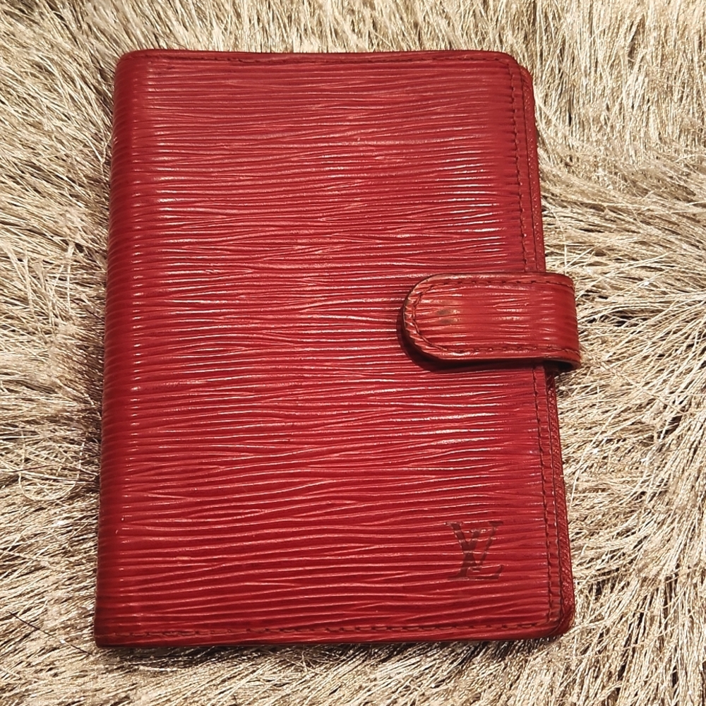 Auth Louis Vuitton Red Epi Leather Agenda